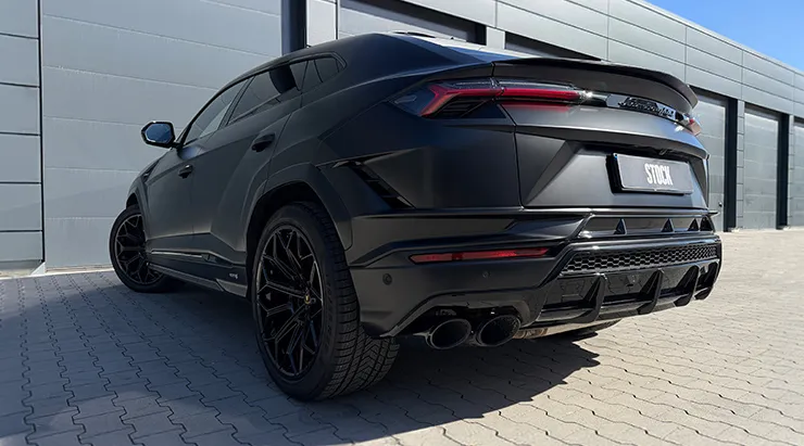 Lamborghini URUS S redesign review illustration from a customer