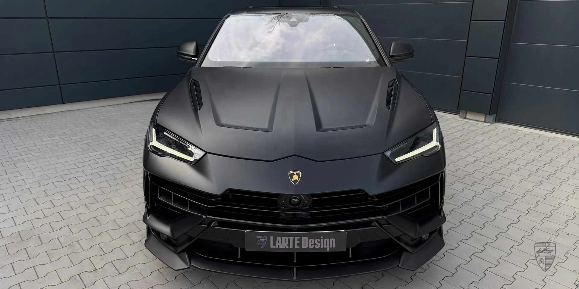 2026 Lamborghini URUS S hood upgrade review illustration from customer in Germany