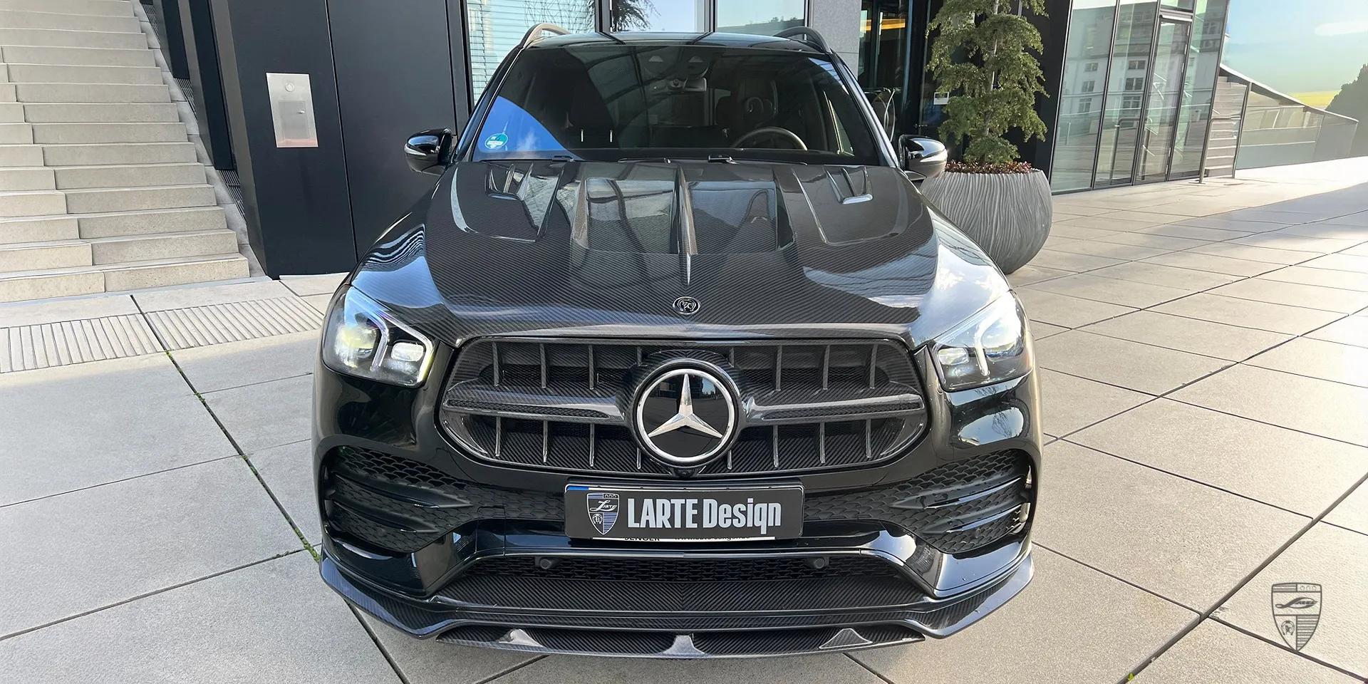 2023 Mercedes GLE V167 hood upgrade review illustration from customer in Germany