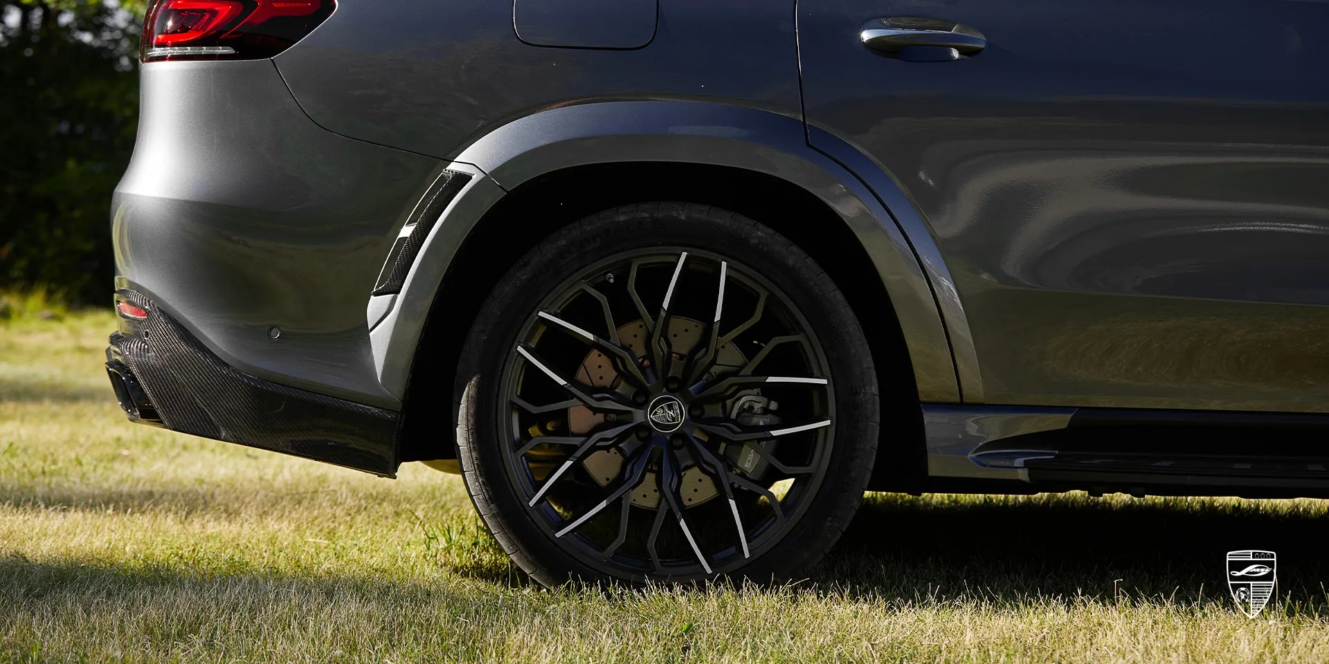 2023 Mercedes Benz GLS AMG 63 X167 fenders upgrade review illustration from customer in Germany