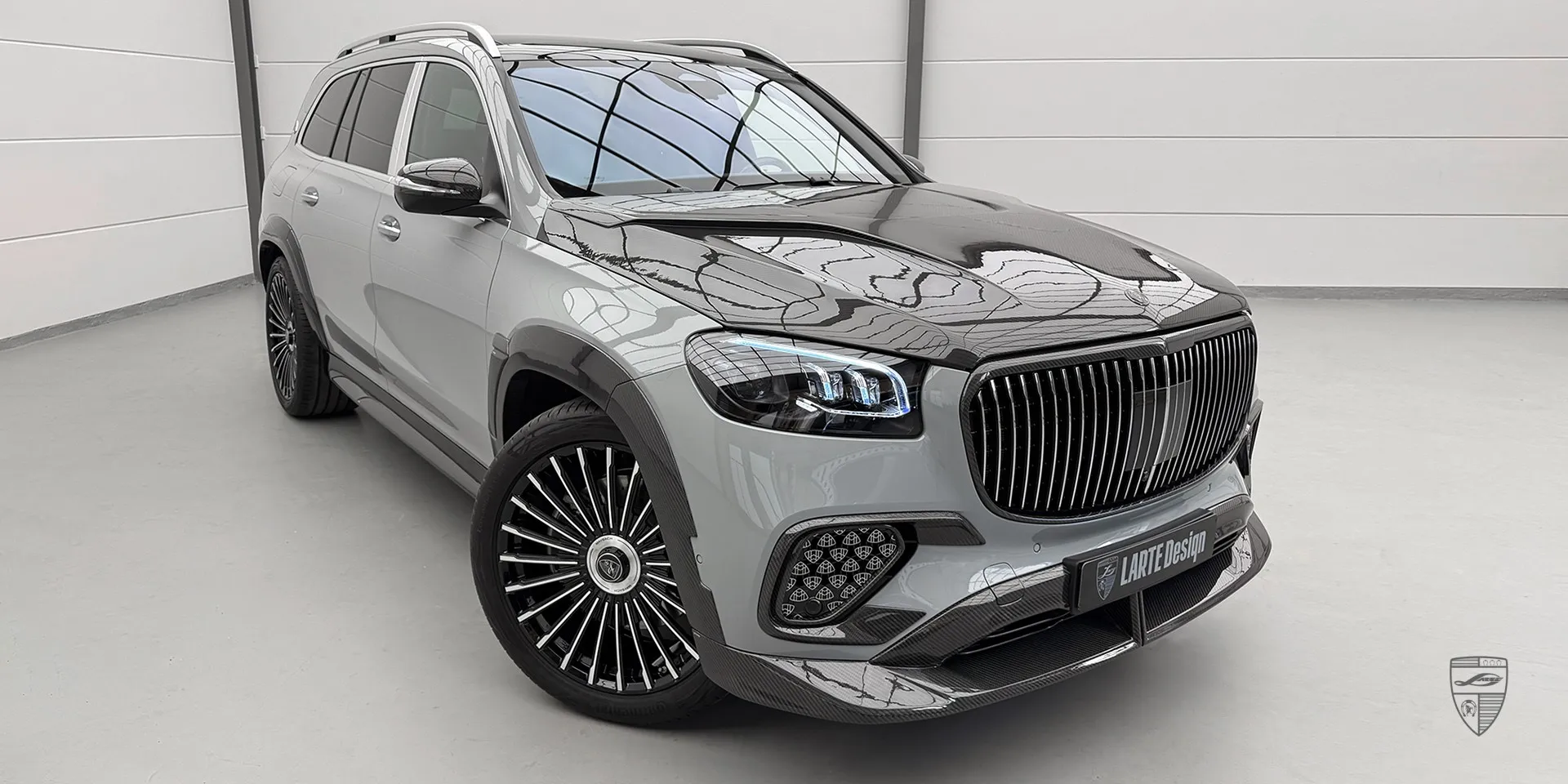 2025 Maybach GLS 600 X 167 Facelift body kit review illustration from customer in Hamburg