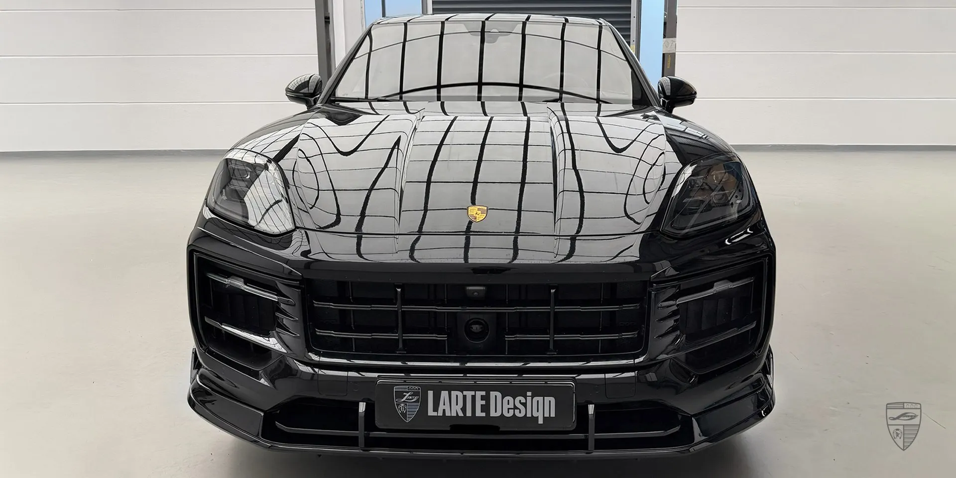 Porsche Cayenne S Coupe Lip Kit – Kundenfoto 2026 Porsche Cayenne S Coupe Lip Kit – Kundenbild aus Slowakei