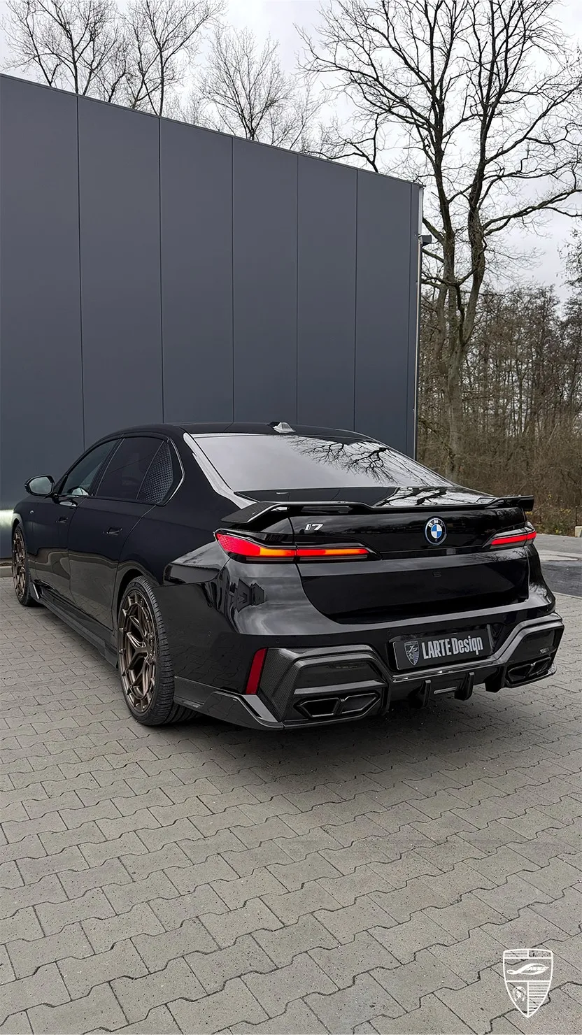 BMW 7er Reihe und i7 mit Custom Styling und Premium Luxus Limousine Exterieur Design