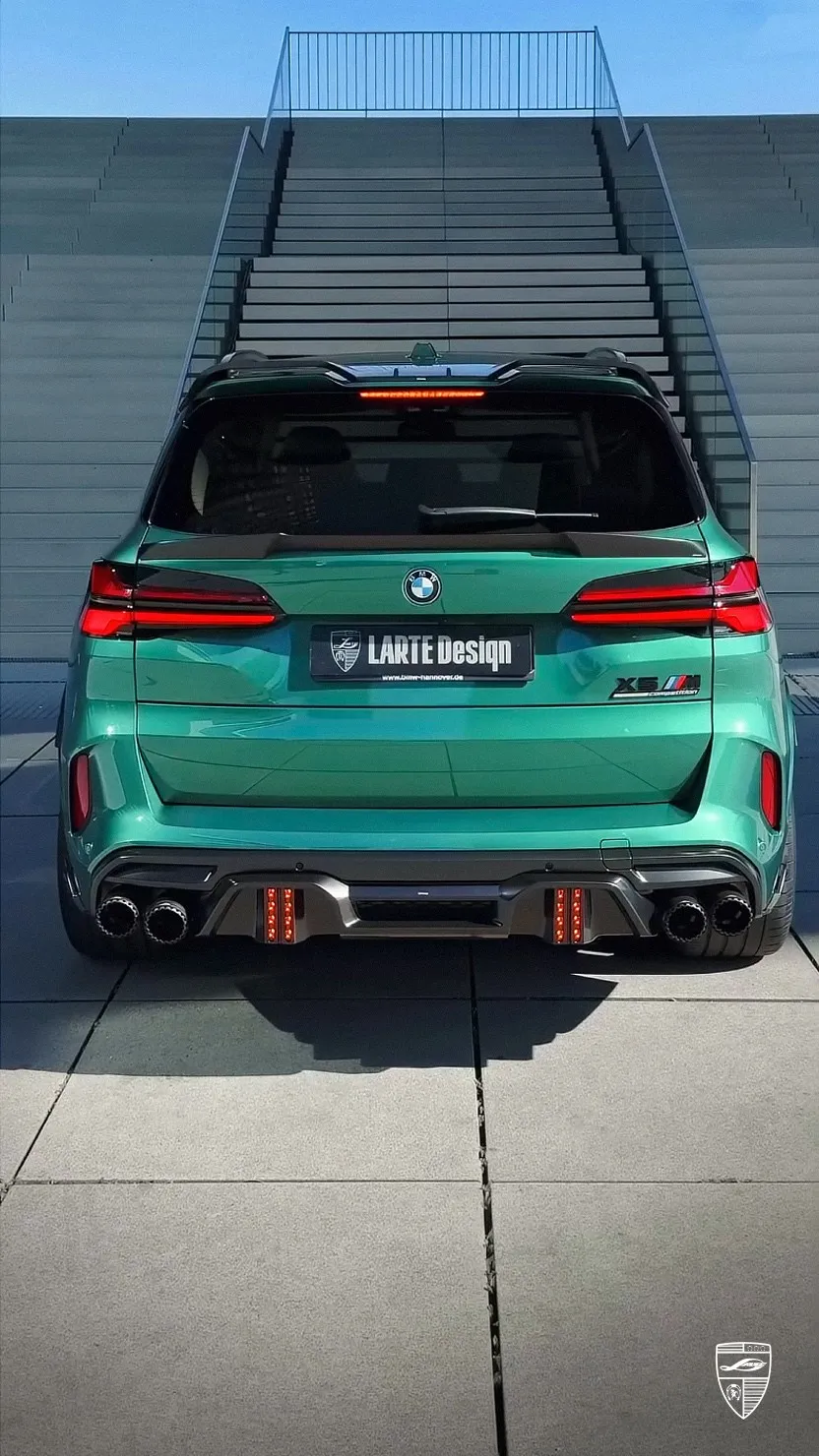 Green BMW X5M rear view with carbon details by Larte Design