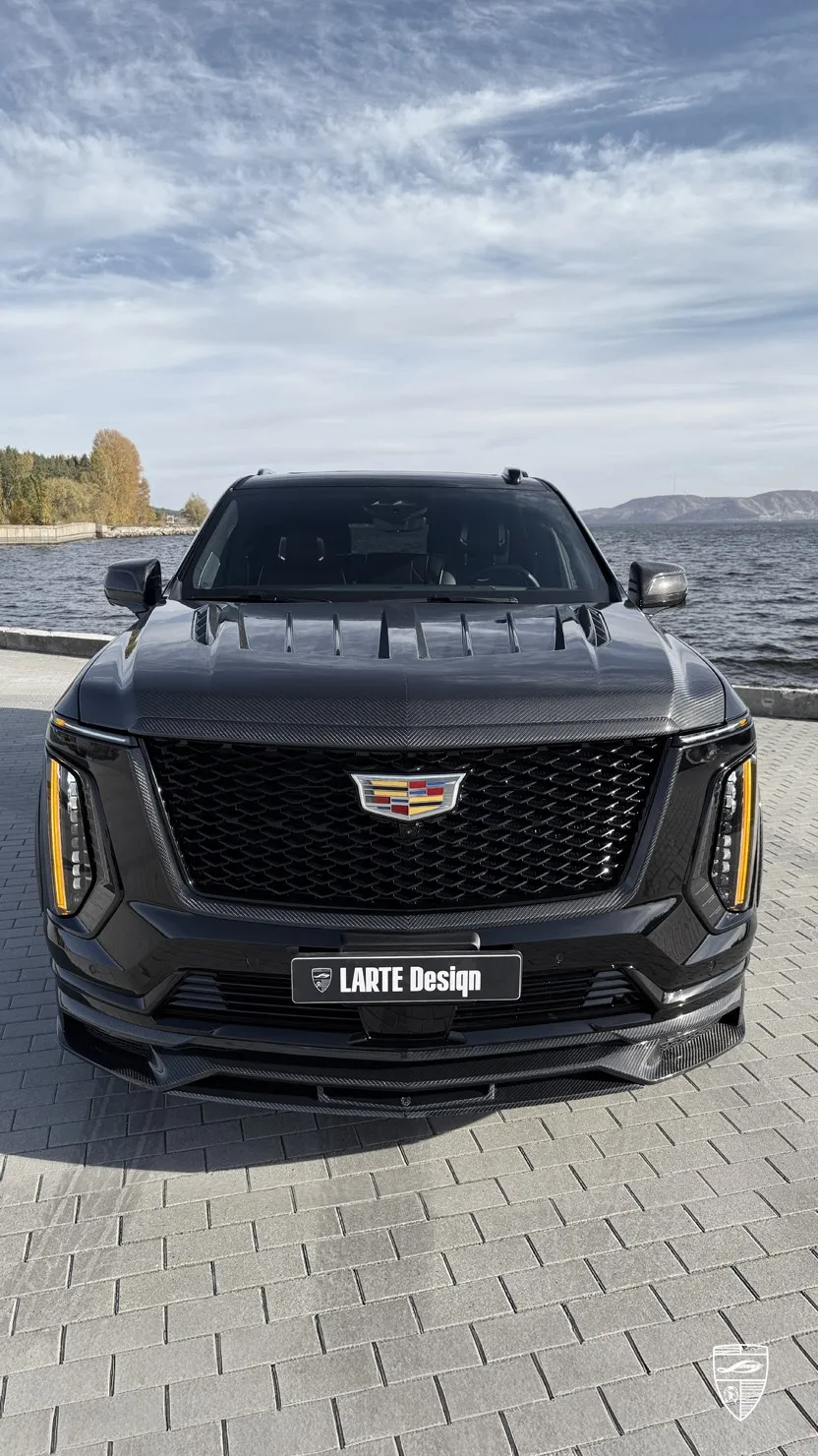 Cadillac Escalade 2024-2026 front view with body kit by Larte Design