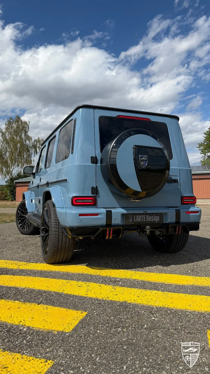 Mercedes G 63 AMG Facelift in Hellblau mit individuellem Exterieur-Styling