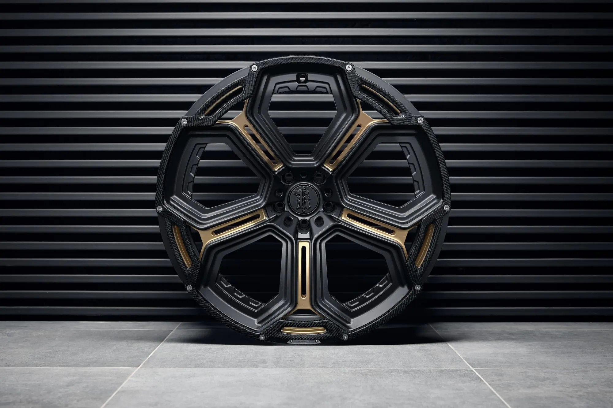 Räder Upgrade für Ihren SUV Lamborghini von LARTE Design