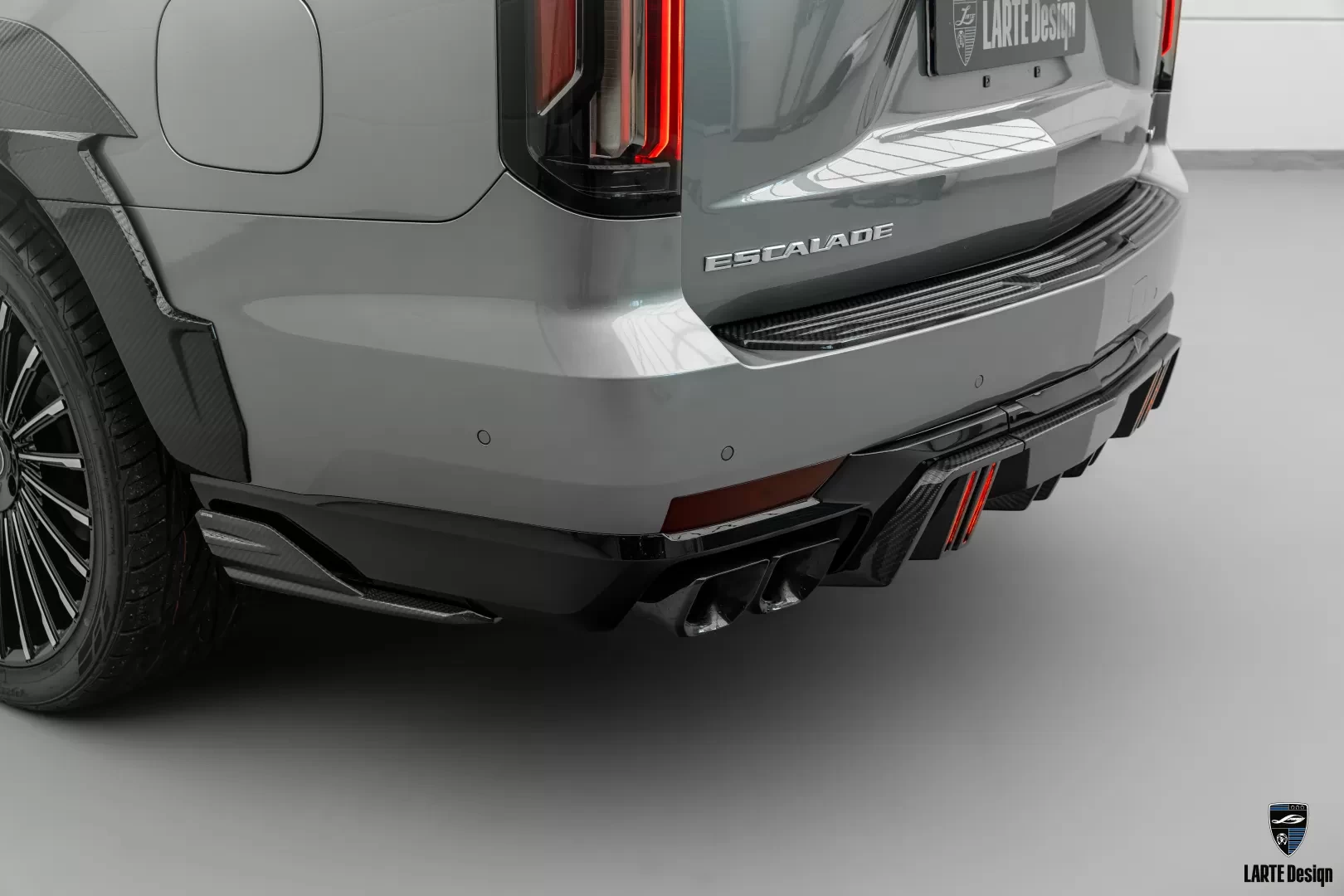 Carbon rear diffuser and bumper eleron for Satin Steel Grey Cadillac Escalade-V / V-ESV