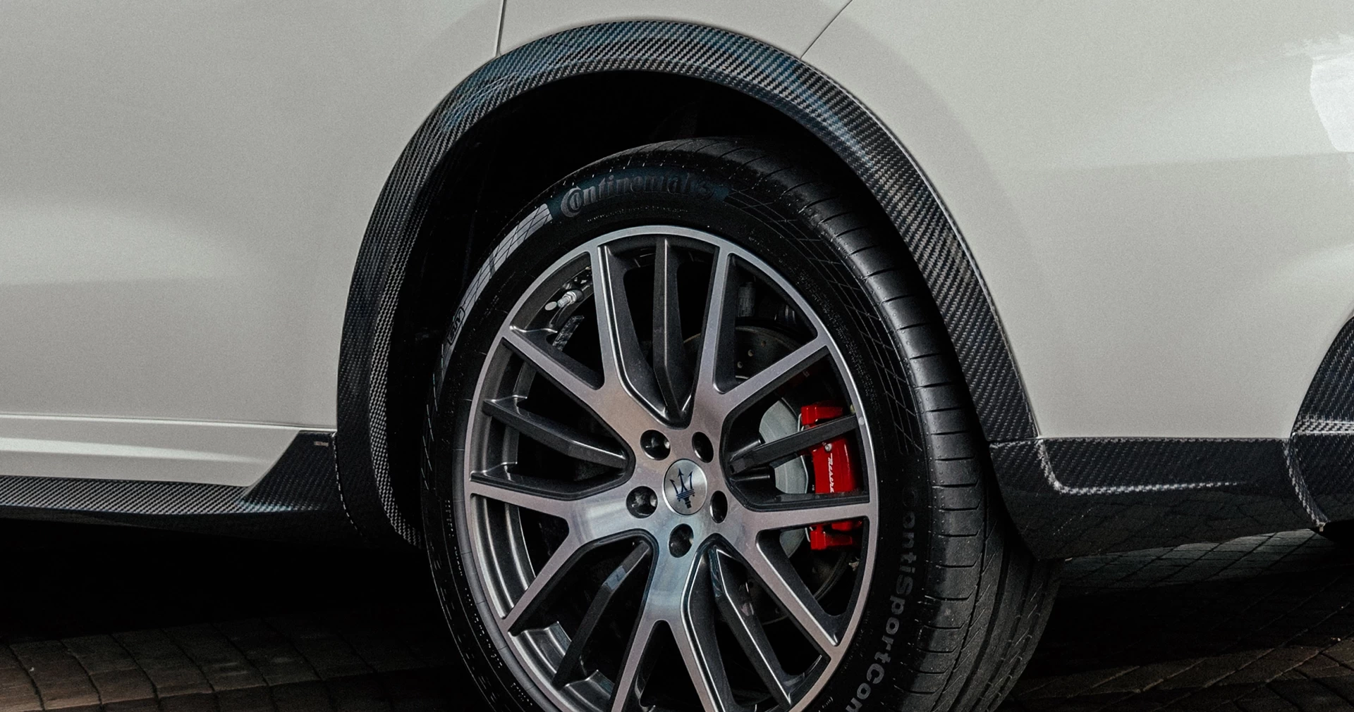 Buy car tuning rear bumper arch for Maserati Levante GT V 8 Bianco/White /2018/2019/2020/2021/2022