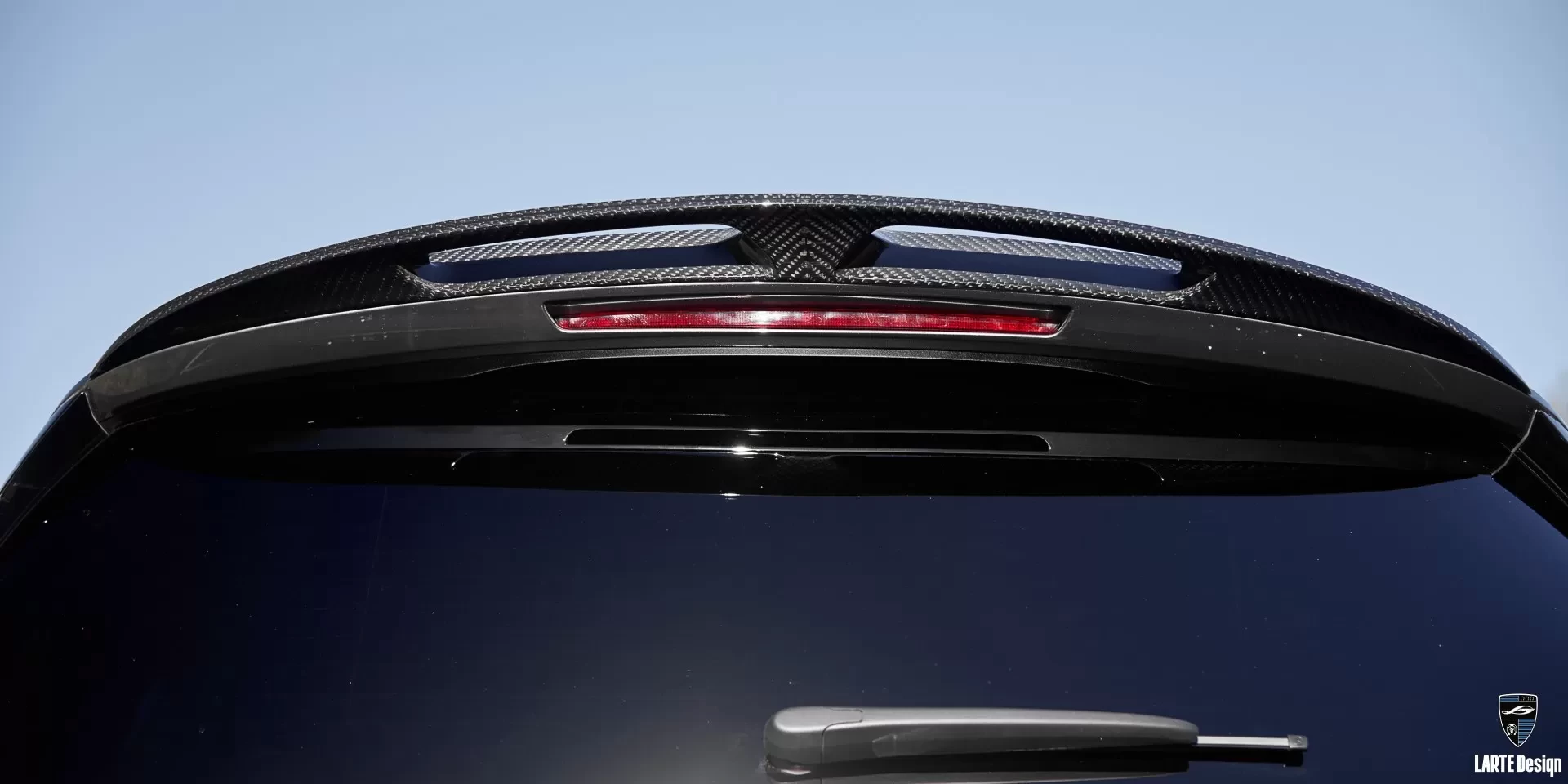 Carbon fiber roof spoiler for Mercedes GLS AMG 63 X167 from LARTE Design